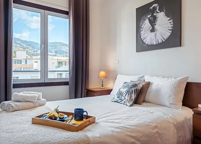 Maderia Emotions I, By Op * フンシャル